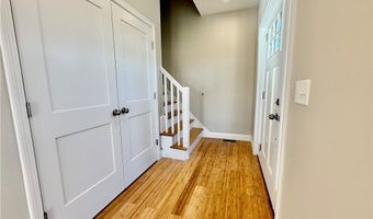 6 Pico Cir, Johnston, RI 02919