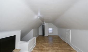 1033 Herberich Ave, Akron, OH 44301