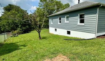 501 N State St, Athens, WV 24712