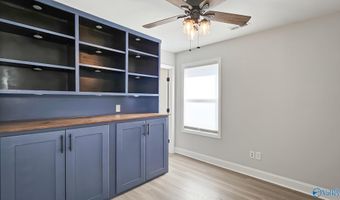 16504 Eden Dr, Athens, AL 35613