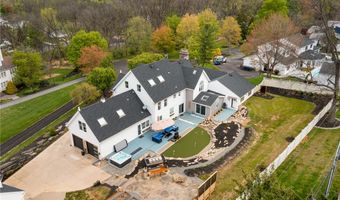2230 Greenwood Rd, Allentown, PA 18103