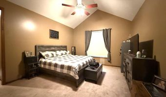 810 Glen Meadows Pkwy, Bedford, IN 47421