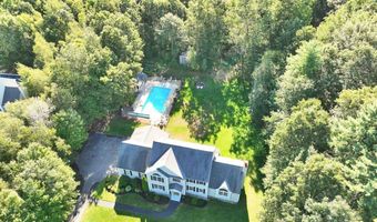 195 Steam Mill Rd, Auburn, NH 03032