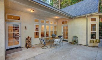 2802 Pine Dr, Arnold, CA 95223