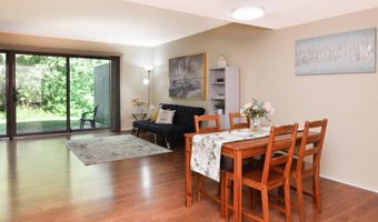 609 Watersedge Dr, Ann Arbor, MI 48105