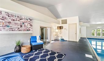 2230 Greenwood Rd, Allentown, PA 18103