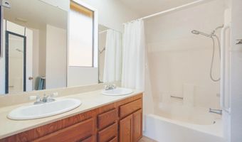 1943 Buckskin Gln, Escondido, CA 92027