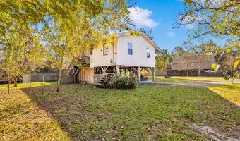 9110 Dove St, Bay St. Louis, MS 39520