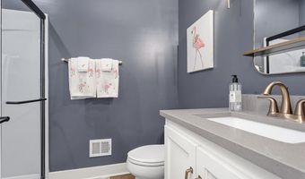 1210 Signal Lake Ct, Baldwin City, KS 66006