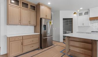 266 E SWEETWATER Way, Appleton, WI 54913