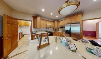 136 Lock Ln, Alum Creek, WV 25003