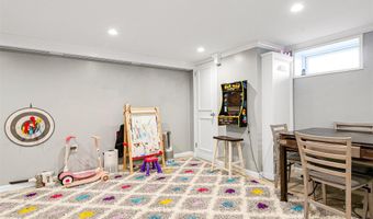 3 Grant Ave, Albertson, NY 11507