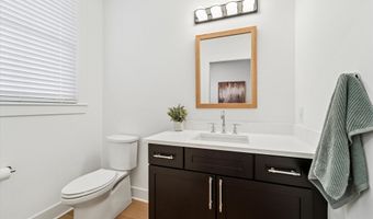 25 N RIDGE Ave B, Ambler, PA 19002