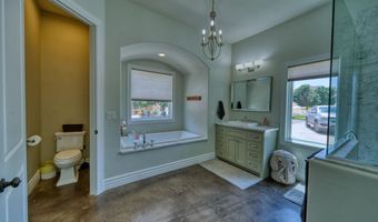 2112 Westridge Rd, Carlsbad, NM 88220