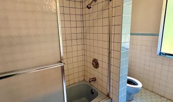 1474 Mandella Rd, Bonneau, SC 29431