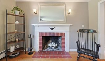 100 Hope St, East Providence, RI 02916