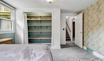 10574 88th Ave, Allendale, MI 49401