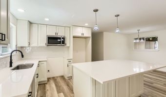680 SW WILLOW CREEK Dr, Beaverton, OR 97003