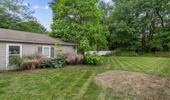 470 Dexter Dr, Bridgeport, CT 06606