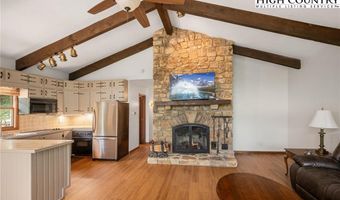 281 Cliffside Ln, Banner Elk, NC 28604