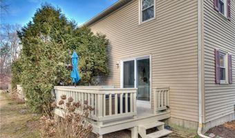 501 Woodhaven Ct 501, Cranston, RI 02920