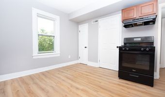 6 Crescent St, Ansonia, CT 06401
