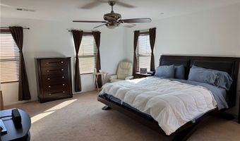1055 Admiral Emblem St, Henderson, NV 89015