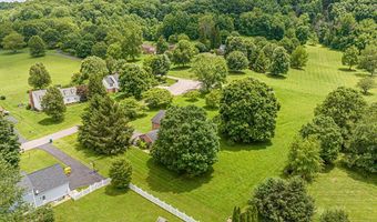 19464 Triple Crown Dr, Abingdon, VA 24211
