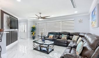 6531 SANTIAGO Ct, Apollo Beach, FL 33572
