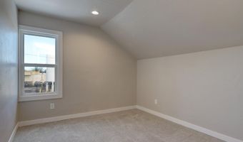 1315 W SUMMER St, Appleton, WI 54914