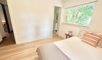 6819 SELKIRK, Bethesda, MD 20817