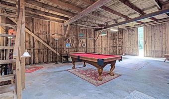 46 Stone Gate Dr, North Kingstown, RI 02852