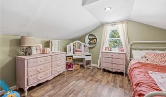 437 E State St, Albion, NY 14411