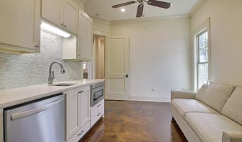 7470 Sevenoaks Ave, Baton Rouge, LA 70806