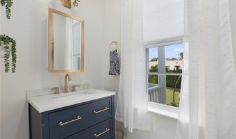 157 Arnold Ave, Cranston, RI 02905