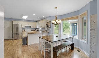 112 Orchard Valley Dr, Avilla, IN 46710