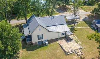 1421 Hendrix St, Altus, AR 72821