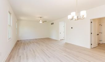 13 Red Oak Dr, Bedford, IN 47421