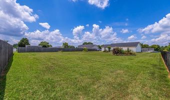 508 White Rose Ln, Boiling Springs, SC 29316