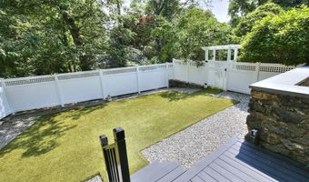 8 Rebel Ln, Darien, CT 06820