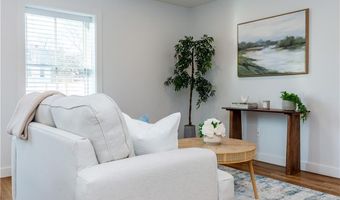 32 Exchange St 103, East Greenwich, RI 02818