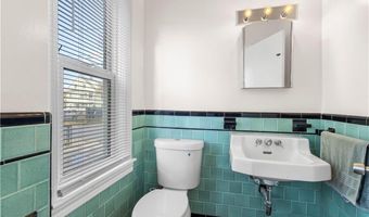 274 Montgomery Ave, Cranston, RI 02905