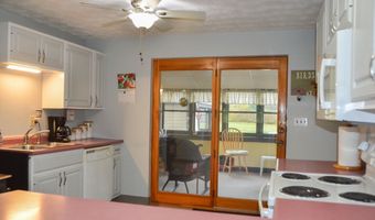 87 Middle Rd, Augusta, ME 04330