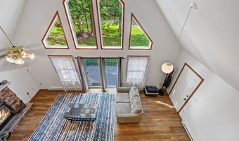 57 Swamp Hollow Ln, Albrightsville, PA 18210