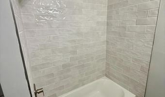 100 OAK Dr, Annapolis, MD 21403