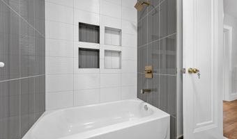 979 Washington Ave, Albany, NY 12206