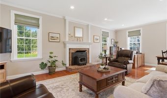 23 Whipple Rd, Glocester, RI 02814