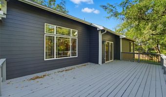 820 Greenwood Hills Dr, Adel, IA 50003