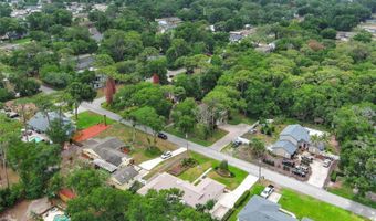 313 WHITE OAK Dr, Altamonte Springs, FL 32701
