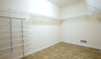 184 Windsor Dr, Auburn, NH 03032